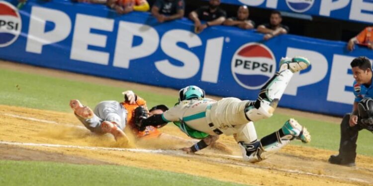 Caribes de Anzoátegui silenció a Bravos en Porlamar