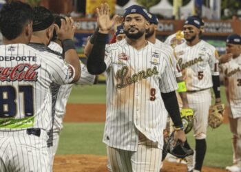 Leones aplastó a Magallanes y agravó su crisis en la LVBP