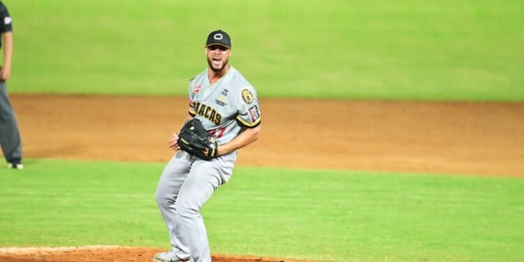 Leones hundió a Magallanes en la tabla