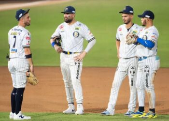 Tiburones venció diez por dos a Magallanes en Valencia