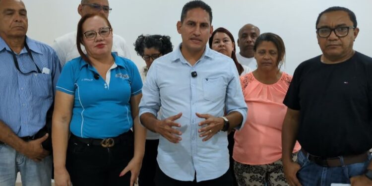 Trabajadores de Carabobo exigen respuestas sobre salarios, aguinaldos y beneficios laborales